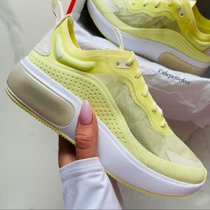 NWT Nike Air Maz Dia LX